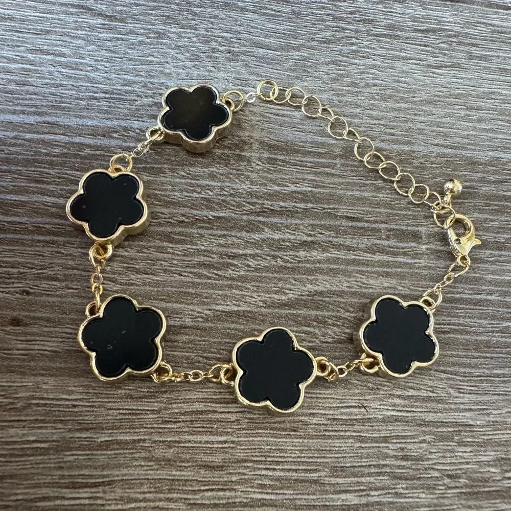 Free People delicate chain